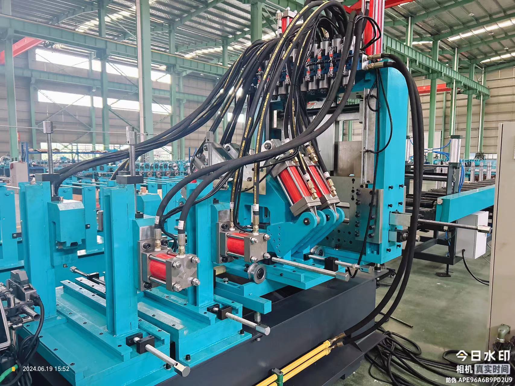 ROLL FORMING MACHINE18